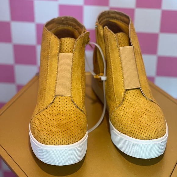 Soda Mustard Yellow Perforated Sneakers - Picture 1 of 7